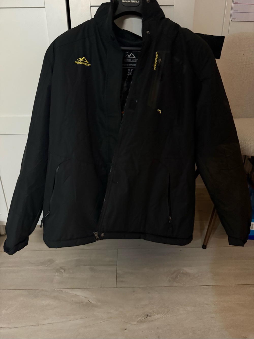 Black Insulated winter/ski jacket